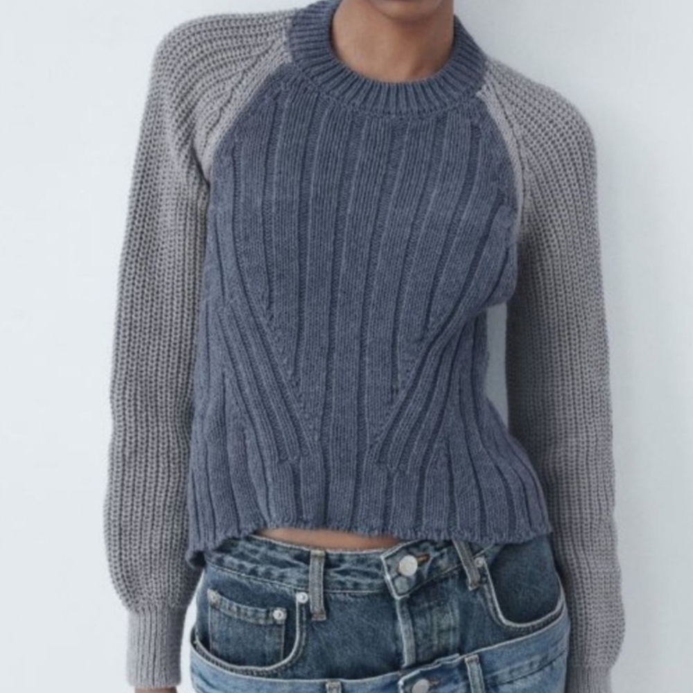 NWT Zara Blue & Grey Open Back Sweater Sz. M